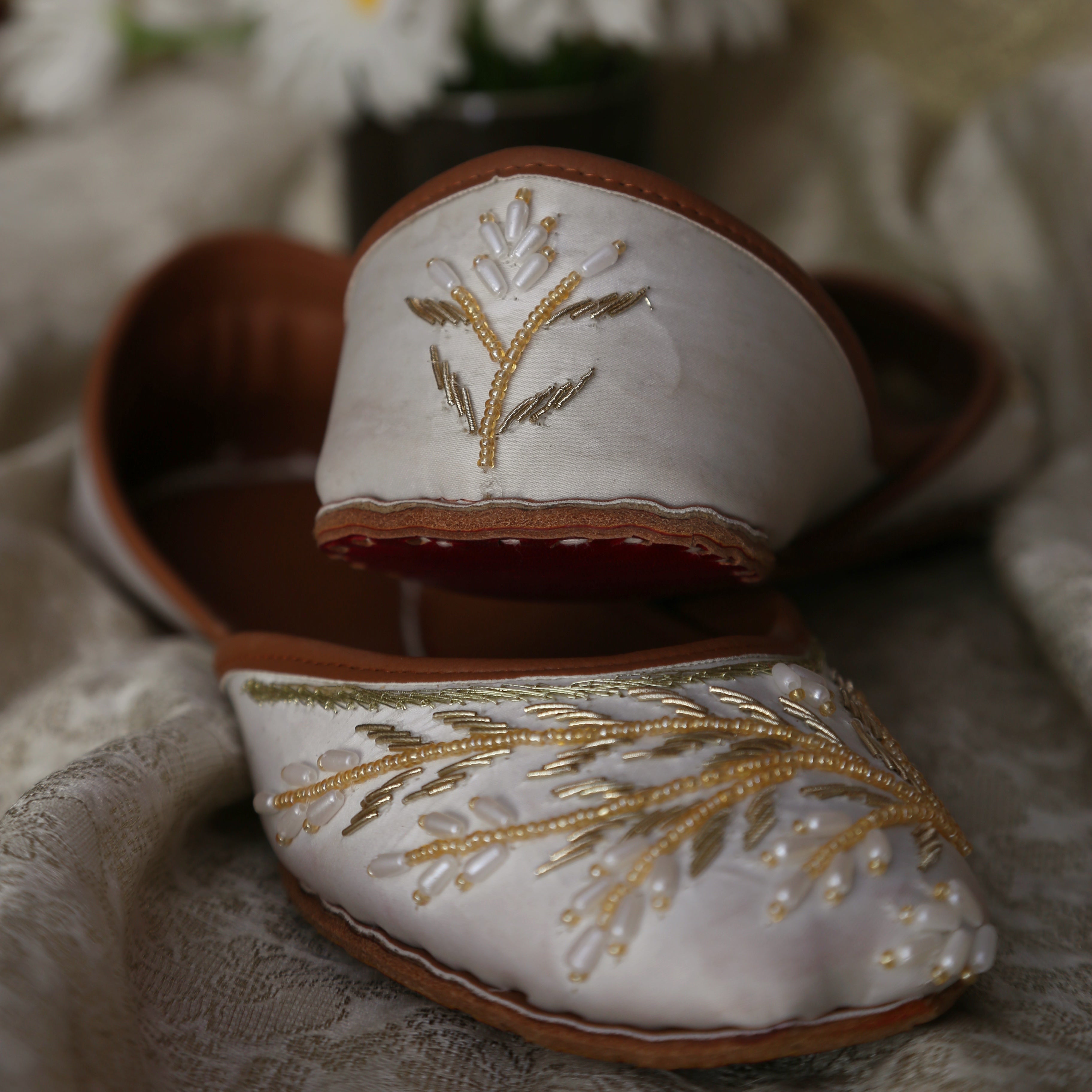 Aab-e-Gul Khussa (White)