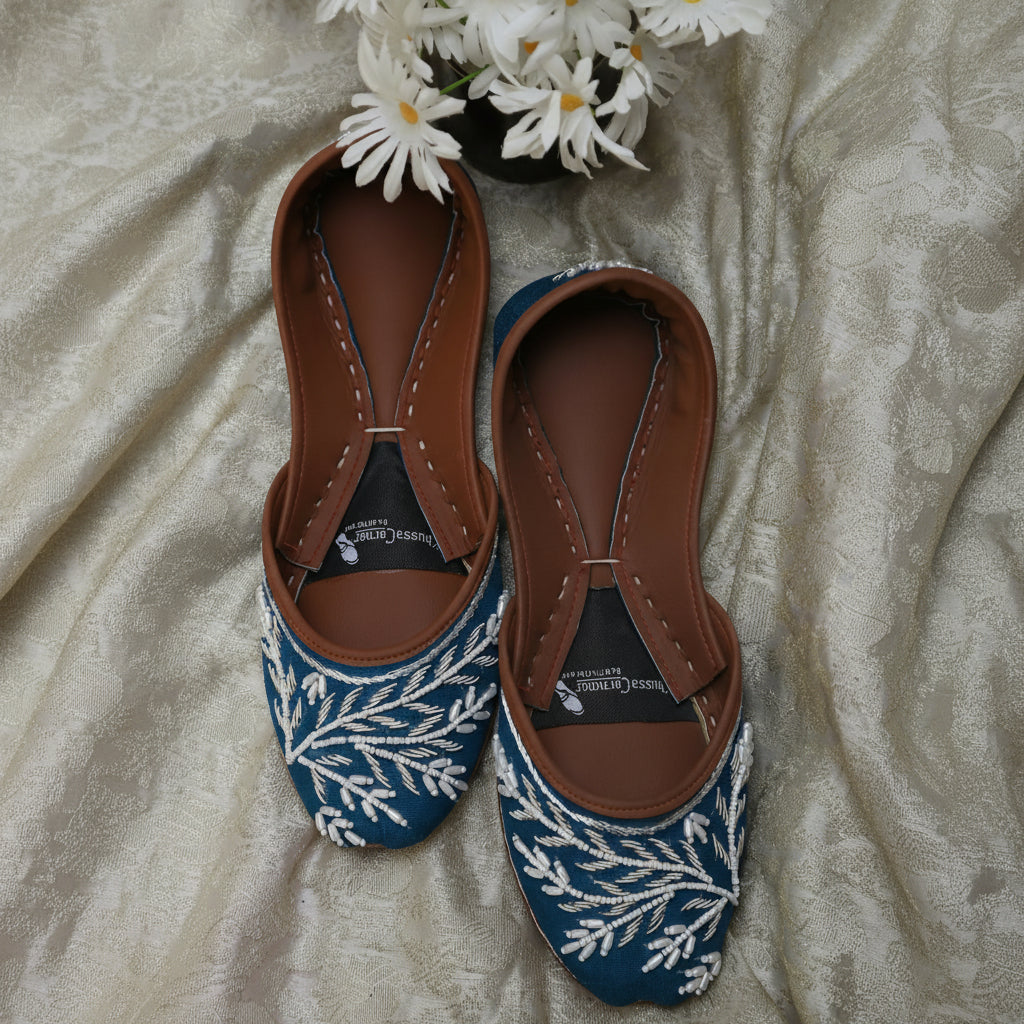 Aab-e-Gul Khussa (Blue)